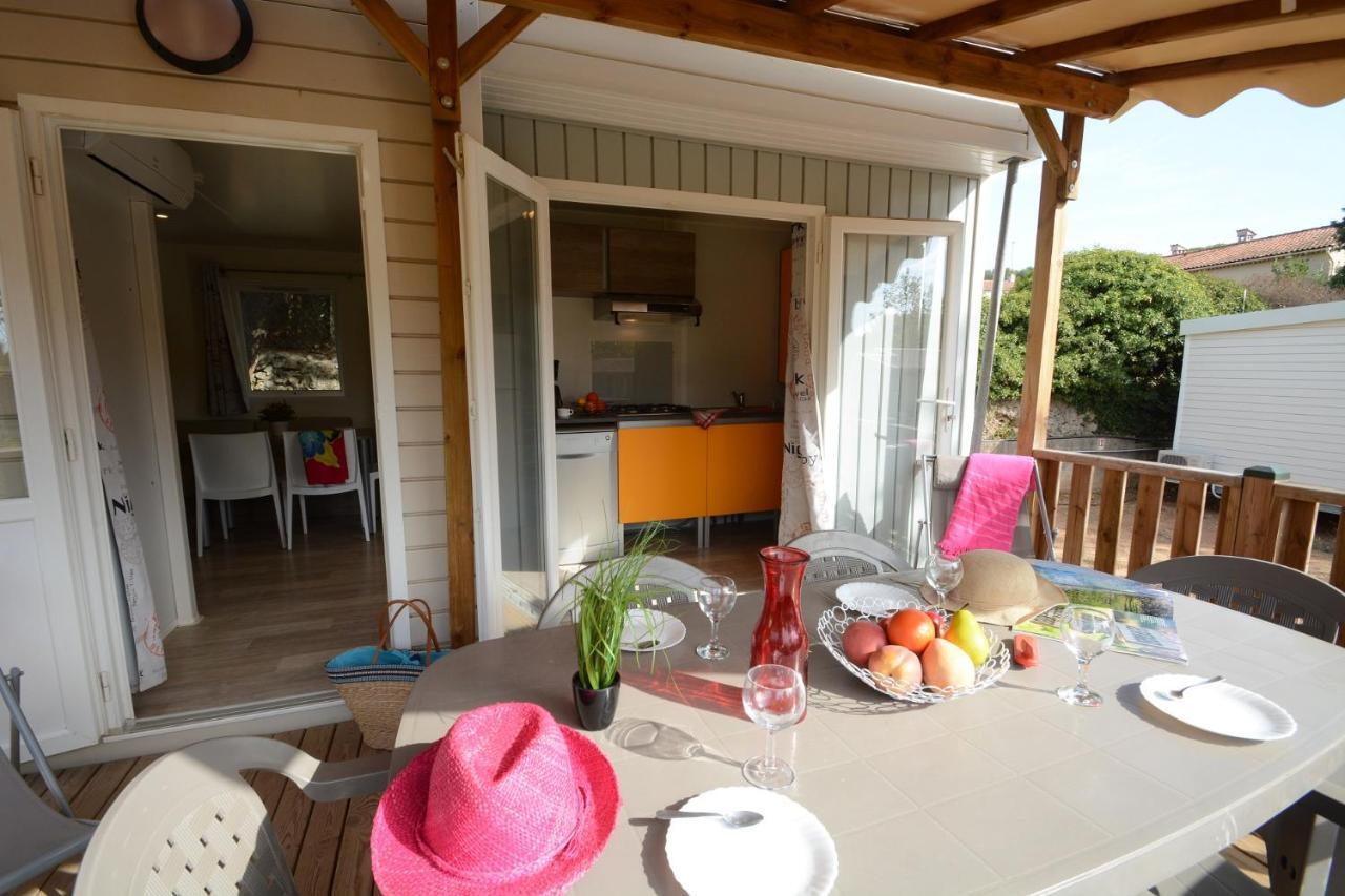 Camping Parc Mogador Sanary-sur-Mer Exterior photo